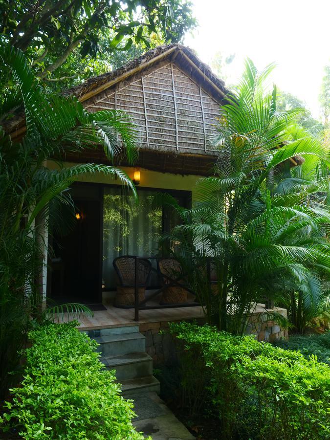 Corbett Wild Iris Spa And Resort Rāmnagar Exterior photo