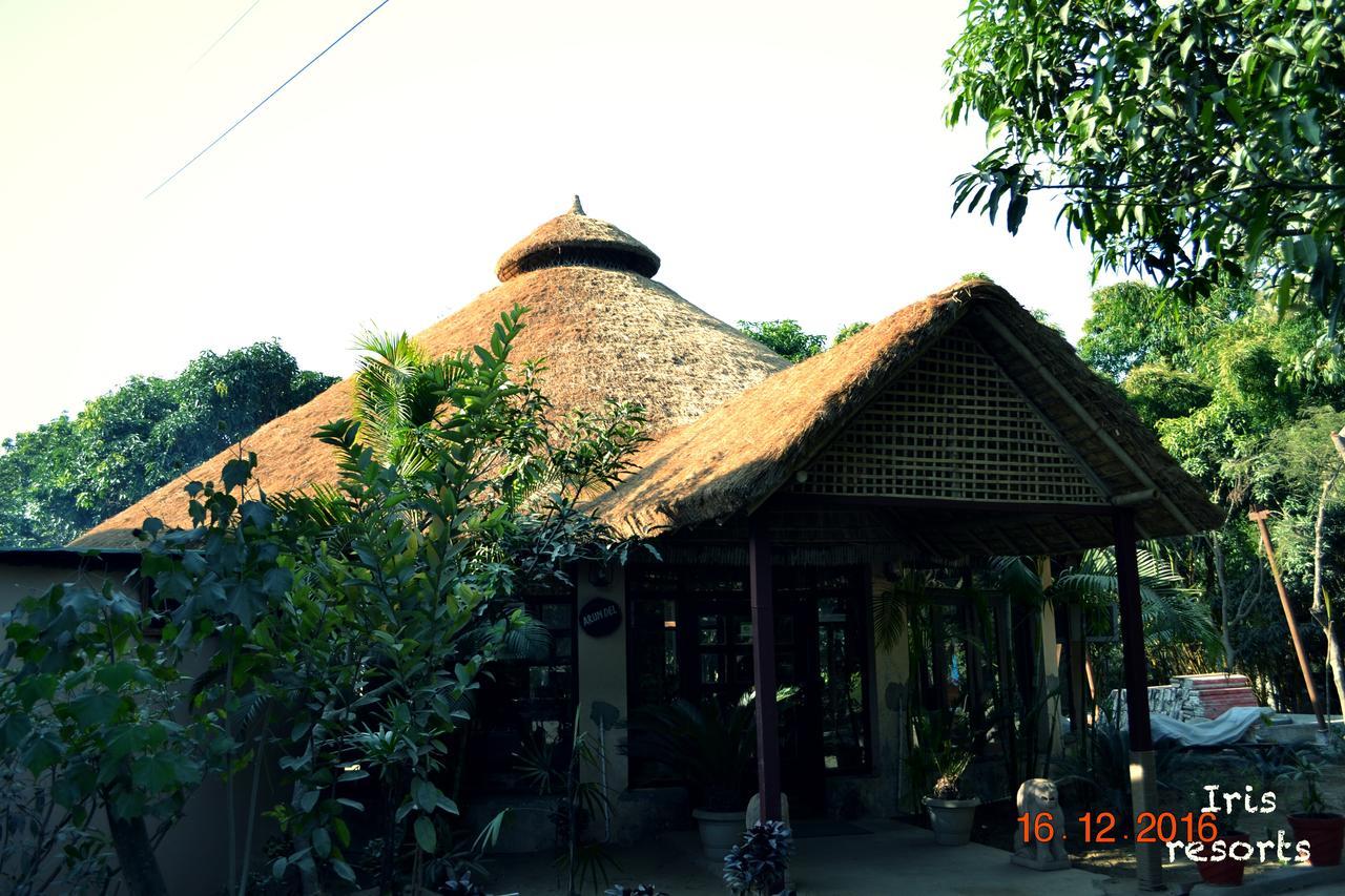 Corbett Wild Iris Spa And Resort Rāmnagar Exterior photo