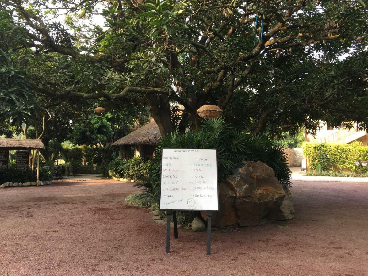 Corbett Wild Iris Spa And Resort Rāmnagar Exterior photo
